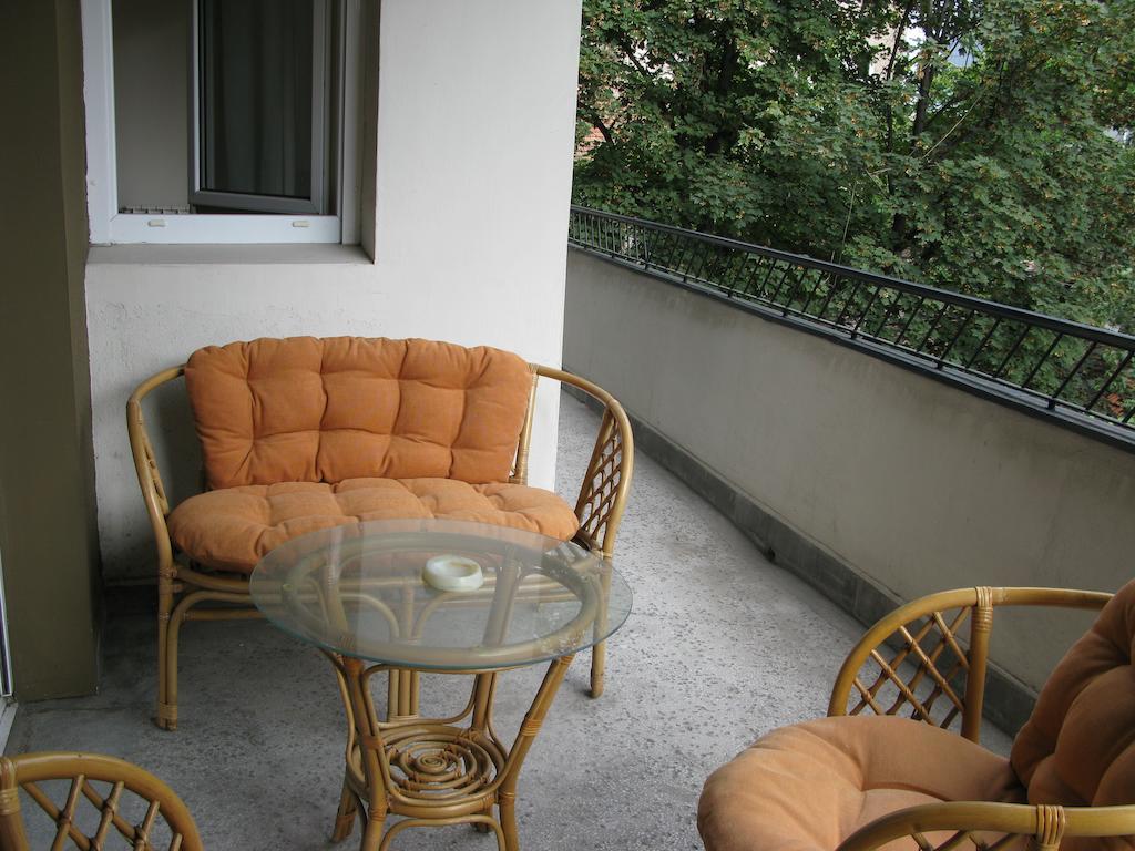 Apartment Deligradska بلغراد الغرفة الصورة